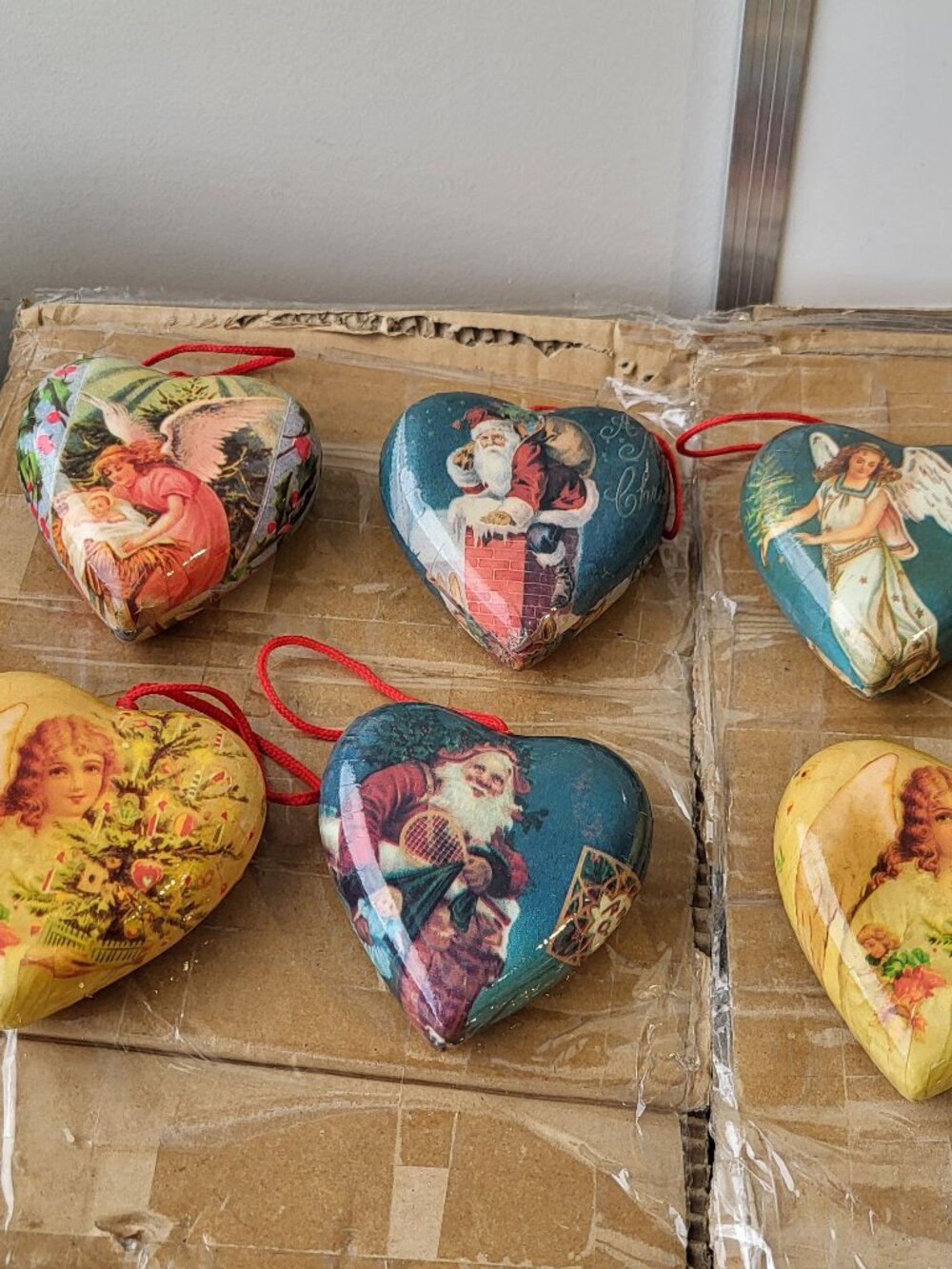 Old Fashioned Decoupage Paper Mache Xmas Ornaments Old World Santa (6) in box
